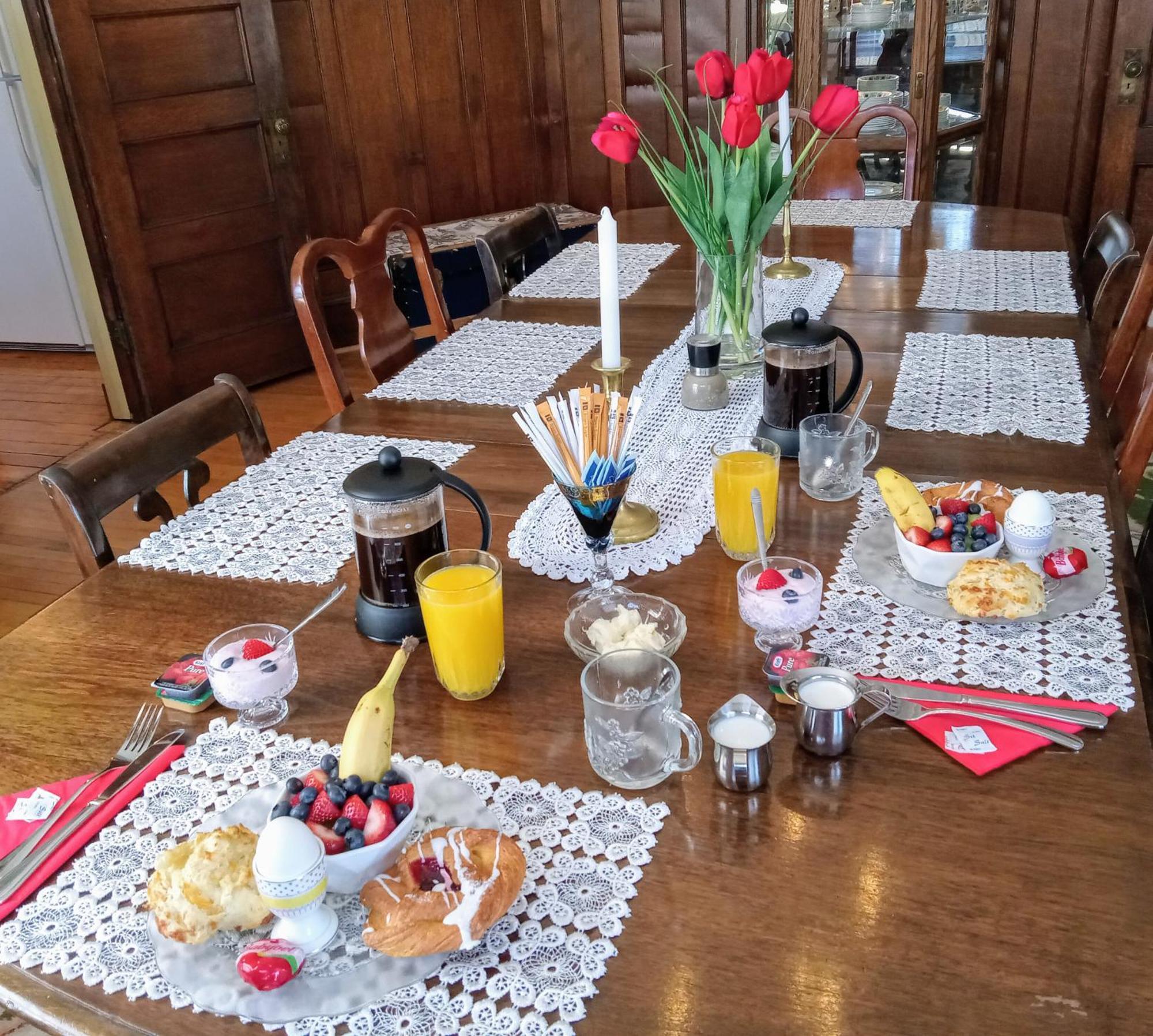 Ruby Manor Bed & Breakfast Ґананокве Екстер'єр фото